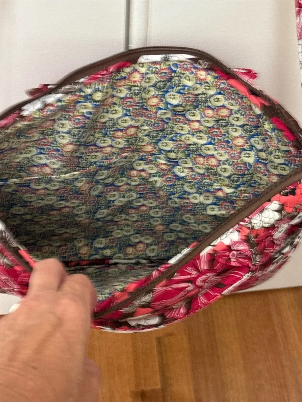 Nicole's Boutique Laptop Case Quilted Floral Print Pink White New